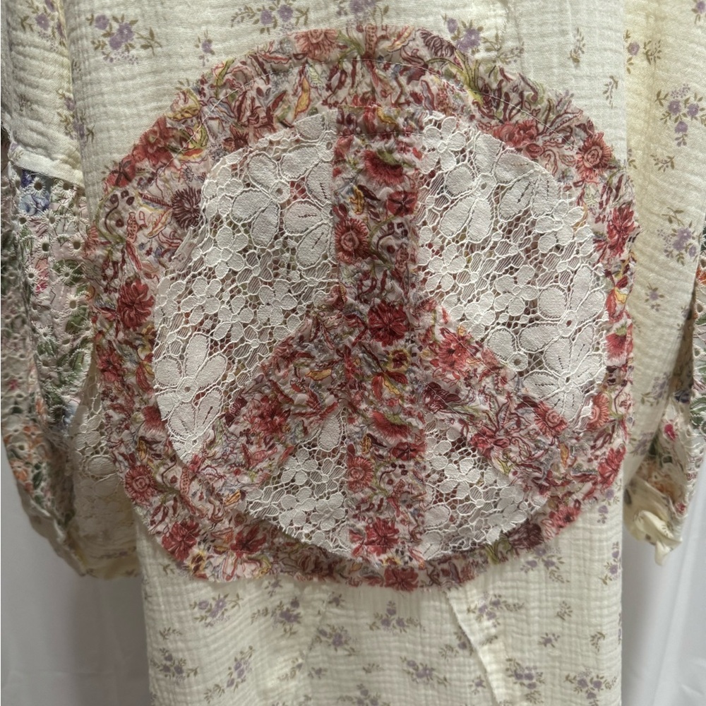 POL Floral Lace Shirt Jacket - Picture 7 of 9